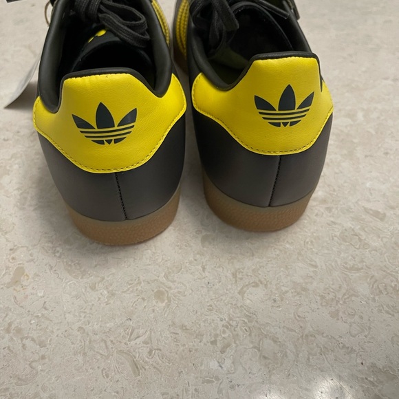 ADIDAS GAZELLE SHADOW OLIVE IMPACT YELLOW - Picture 4 of 4